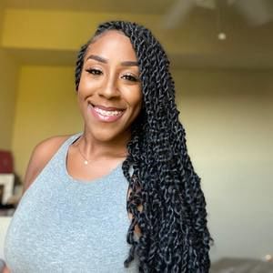 Meet your Posher, Genelle